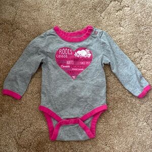 10/$25 Roots Bodysuit - 6-12m